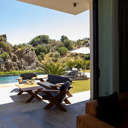 Luxury Villasea View And Private Pool Villa