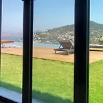 Luxury Villasea View And Private Pool Villa