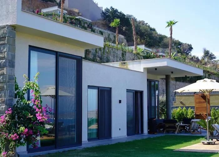 Вилла Luxury Villasea View And Private Pool